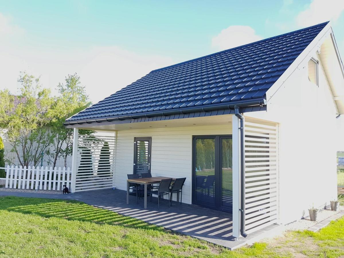 Domki Na Kasztanowej Rewal Exteriör bild